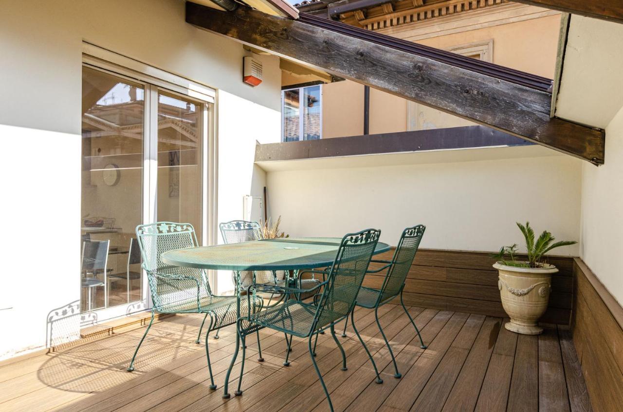 Rizzoli Terrace Apartment Bolonha Exterior foto