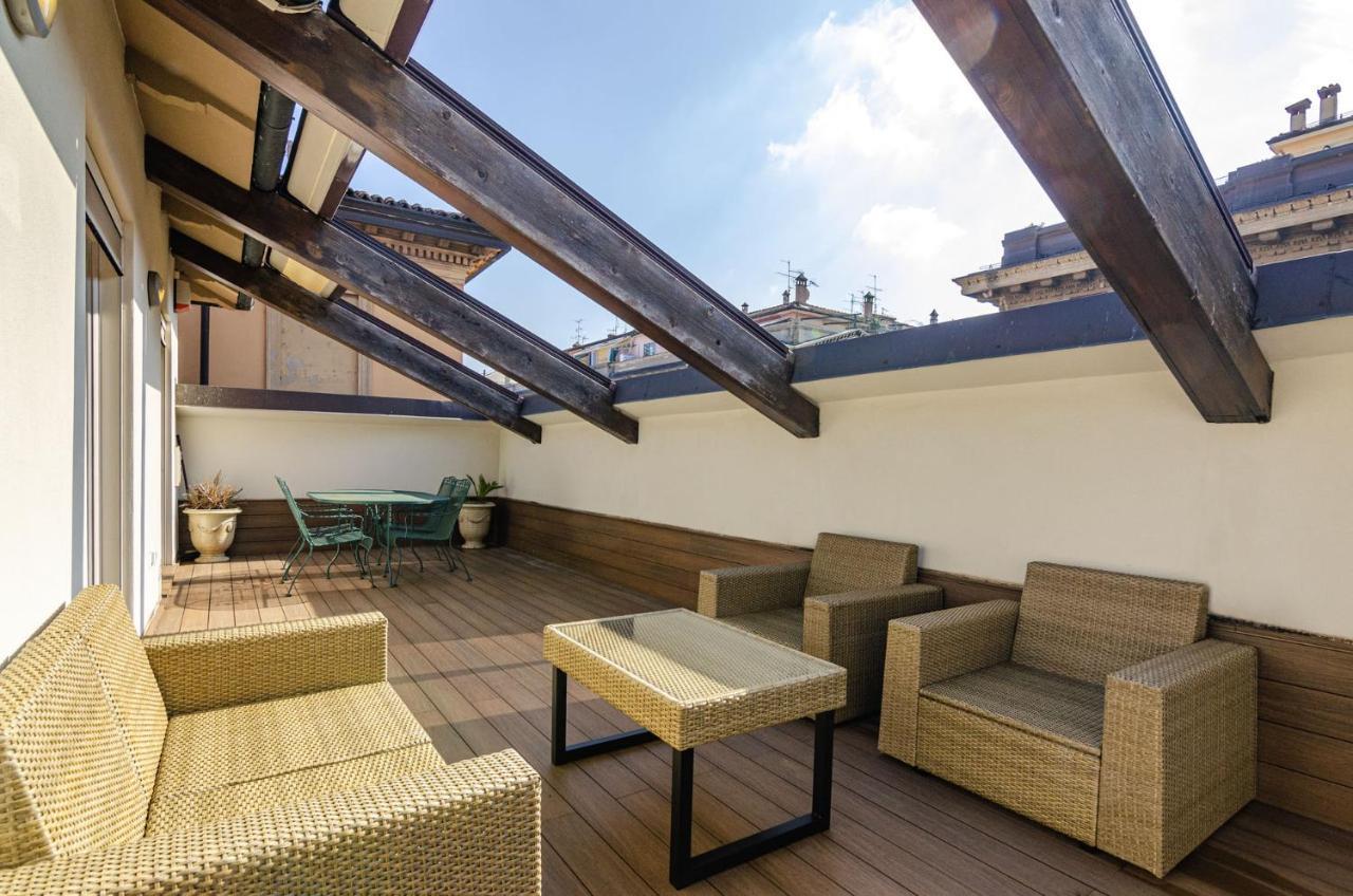 Rizzoli Terrace Apartment Bolonha Exterior foto